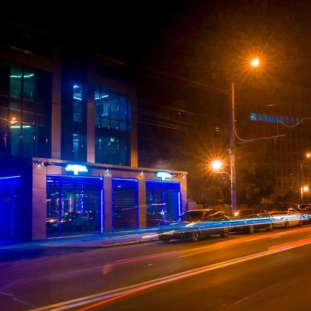 Hotel Aqua Тиргу-Жіу Екстер'єр фото